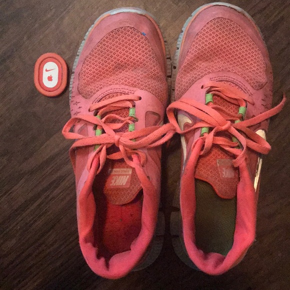 Coral Nike Running Shoe - Picture 2 of 5